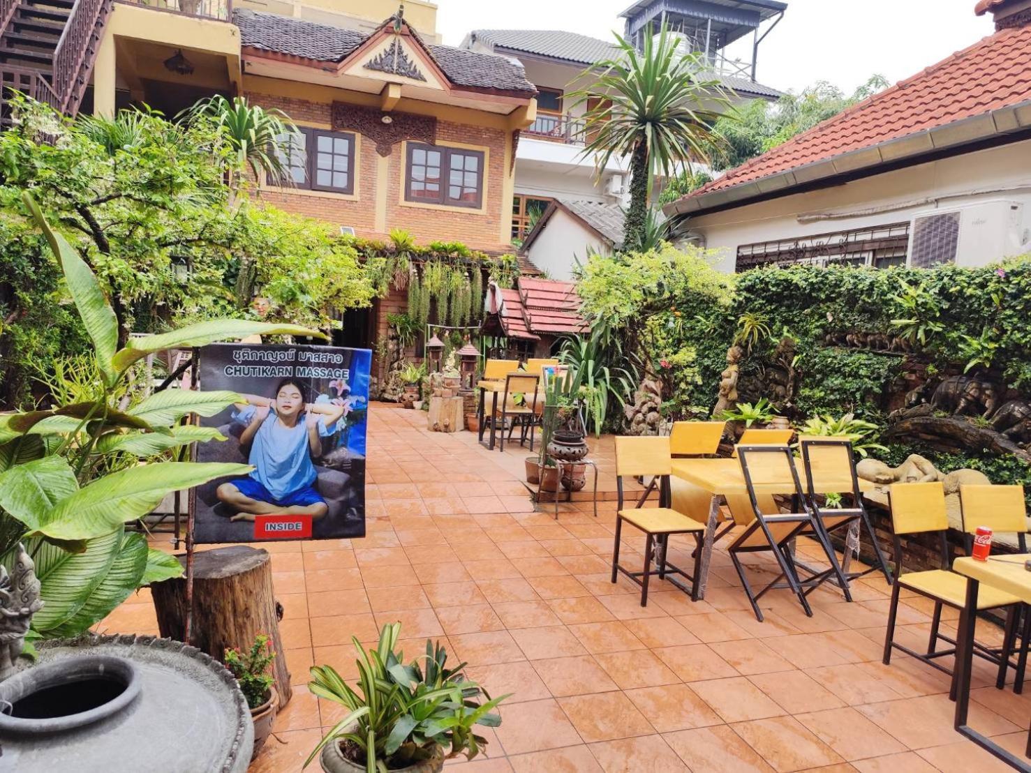 Hotel S.K. House 1 Chiang Mai Exterior foto